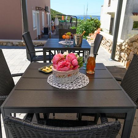 Apartments Forever Miholascica Exterior photo